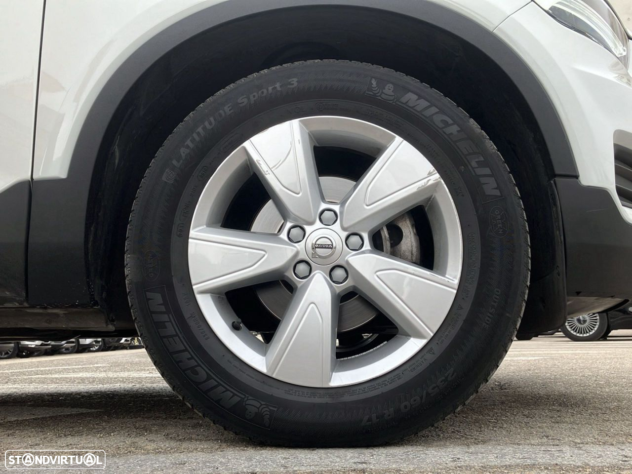 Volvo XC 40 2.0 D3 Momentum Geartronic - 24