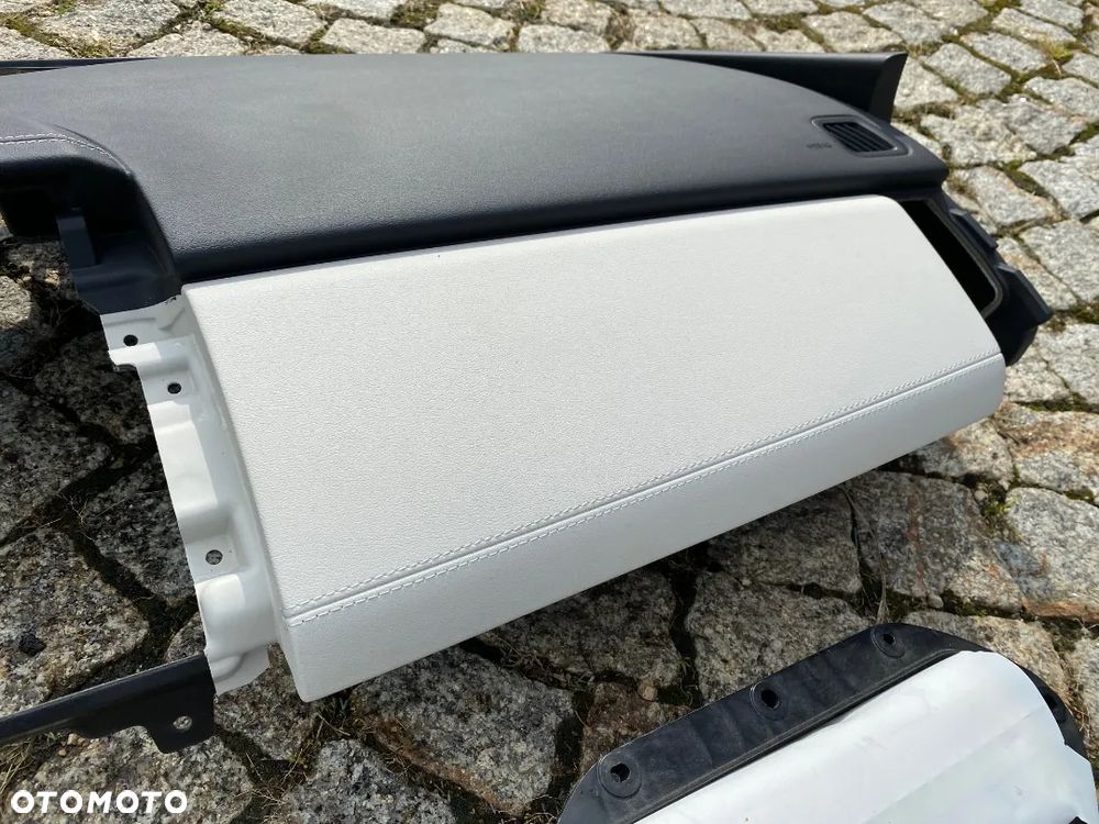 JAGUAR E-PACE X540 DESKA KONSOLA KOKPIT PULPIT PÓŁKA PARAPET AIRBAG SKÓRA oryginał NOWA NEW NEU NEV niebieska nić !!! - 31