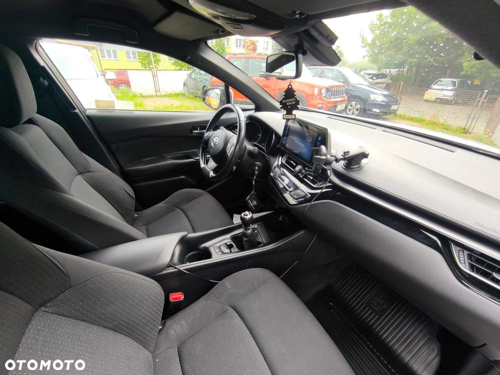 Toyota C-HR 1.2 T Dynamic - 14
