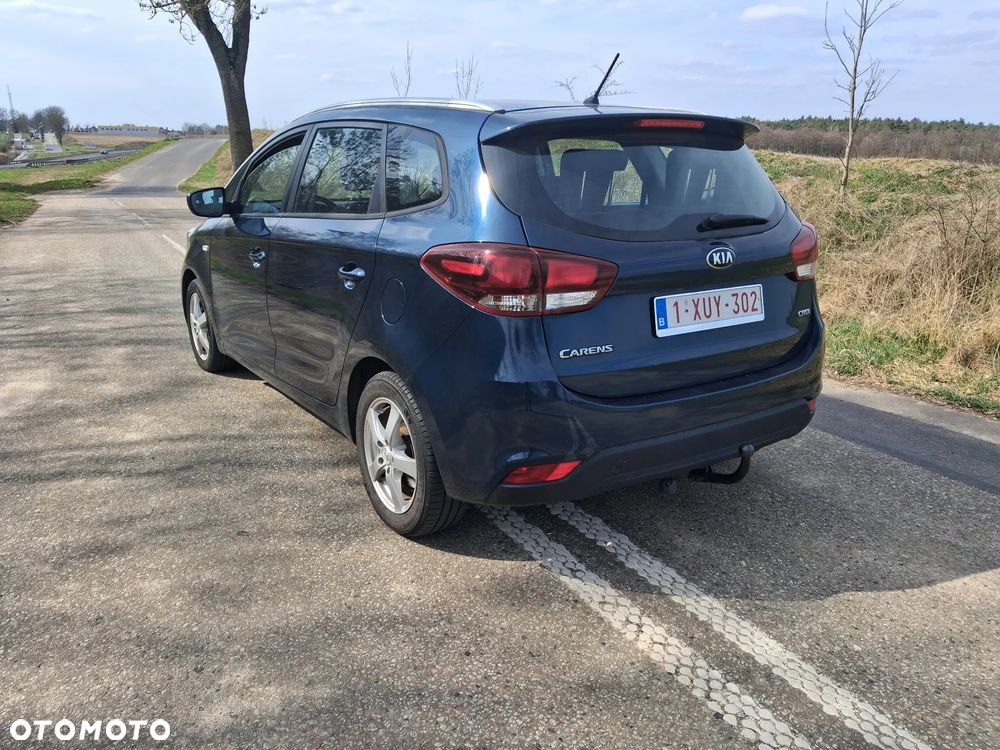Kia Carens 1.7 CRDi 115 Dream-Team Edition - 3