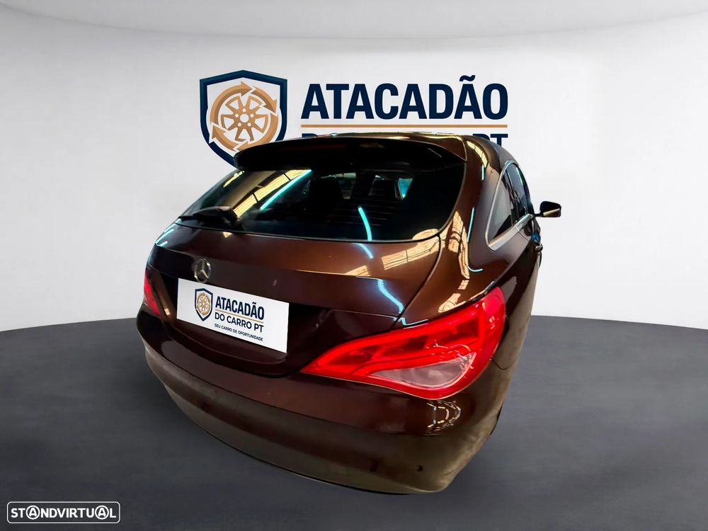 Mercedes-Benz CLA 180 d Shooting Brake Aut. — fotografia 27