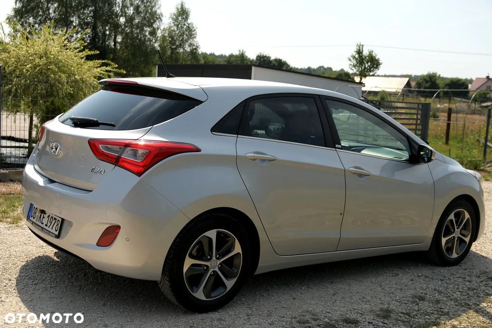 Hyundai i30 blue 1.6 GDI Passion - 8