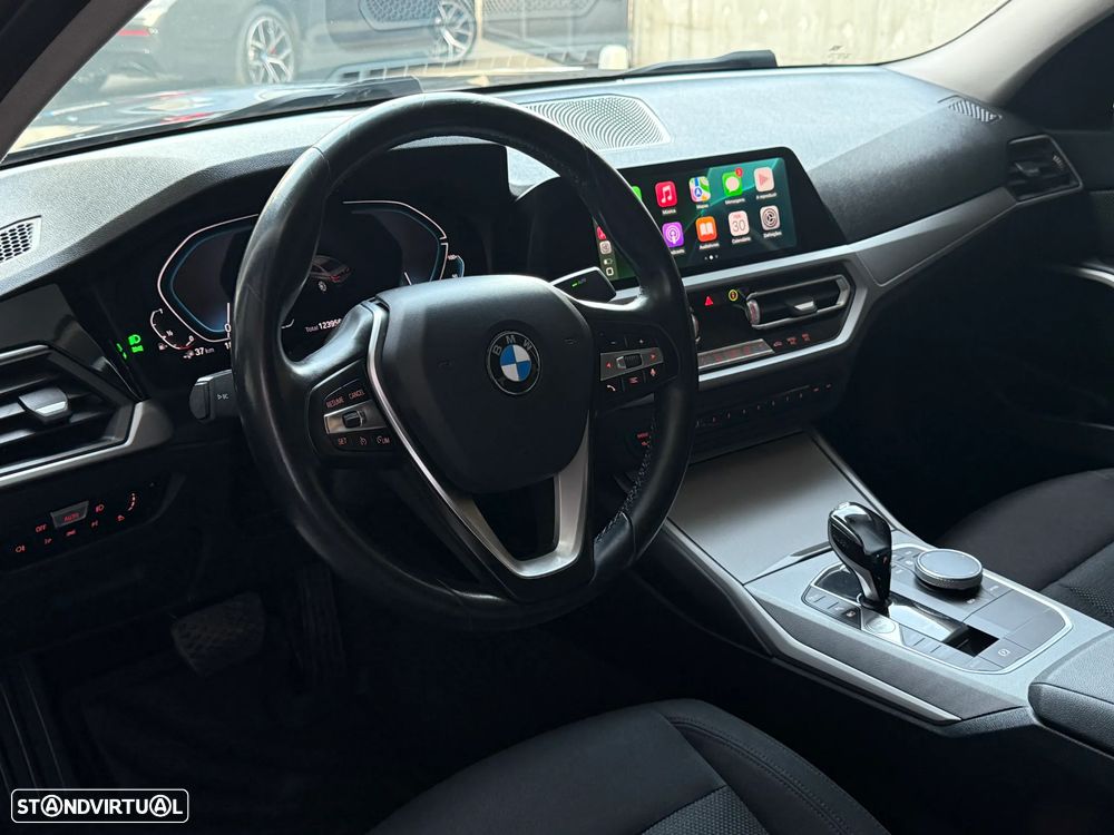 BMW 330 e Line Sport Auto - 11