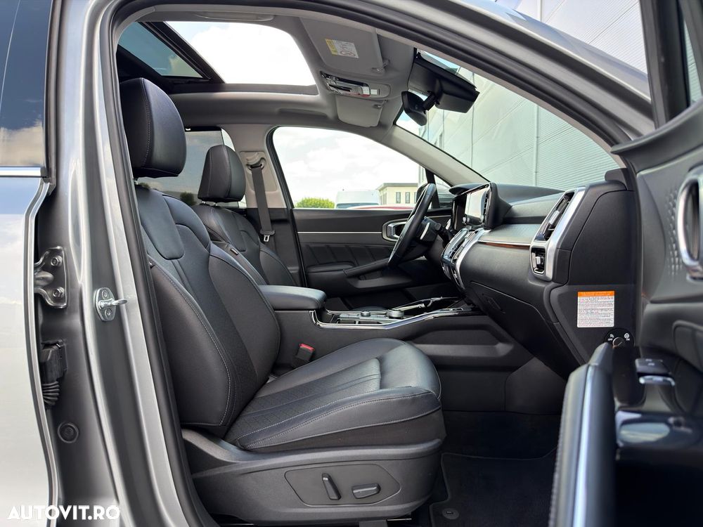 Kia Sorento 1.6 T-GDI HEV 6AT 4x2 7P Premium - 13