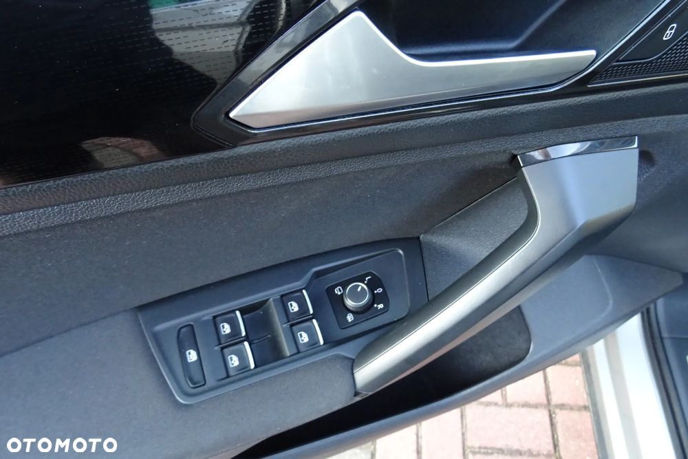 Volkswagen Tiguan 2.0 TDI SCR (BlueMotion Technology) Sound - 25