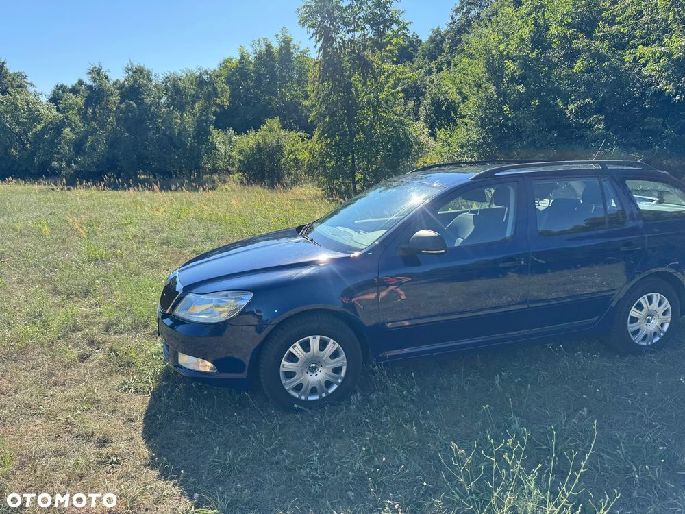 Skoda Octavia 1.6 TDI Active - 8