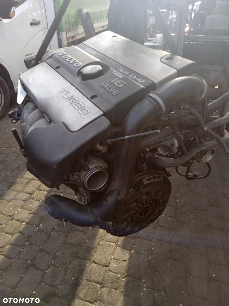 SILNIK VOLVO S40 2.0T 97-00 B4204T - 1