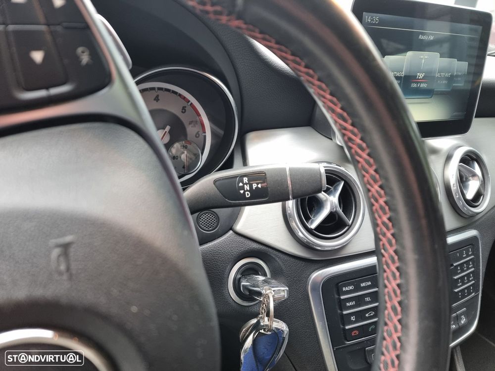 Mercedes-Benz GLA 220 CDI AMG Line 4-Matic - 19