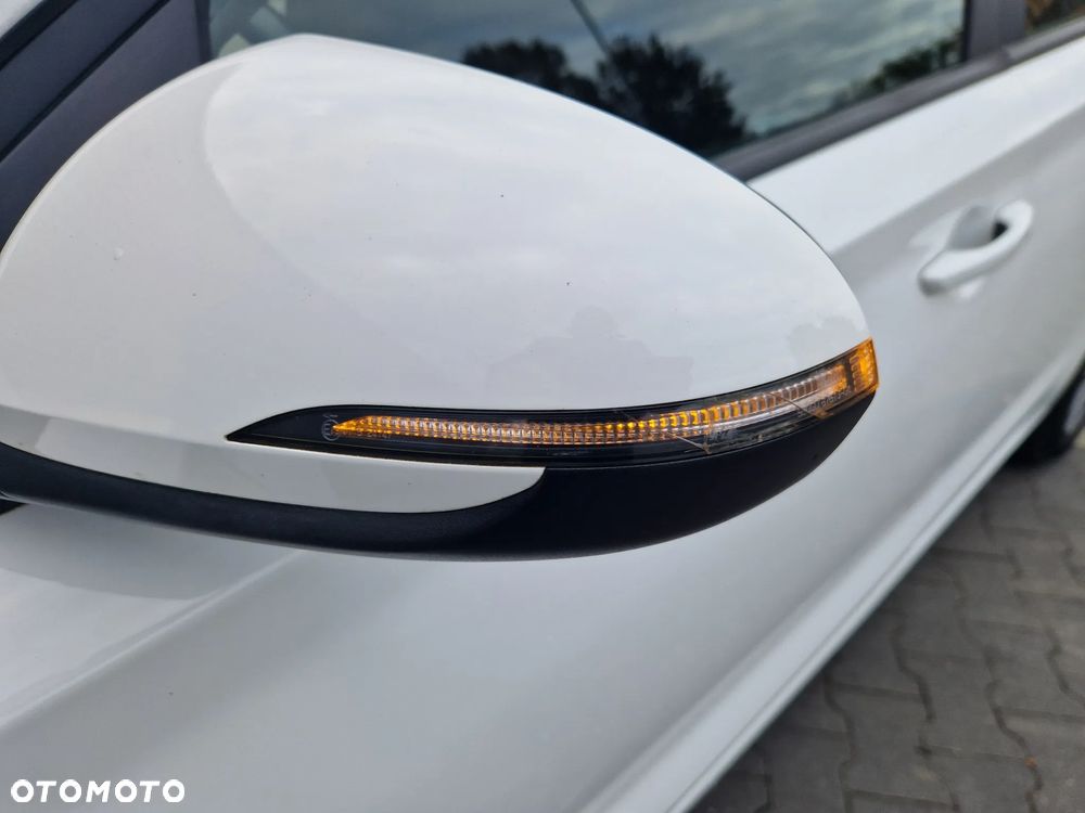 Hyundai i30 1.6 CRDI DCT EDITION 30 - 25