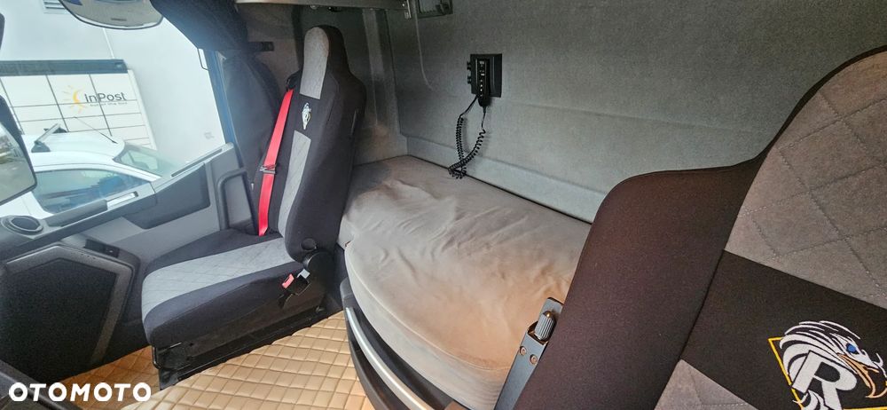 Renault T460 / standard / ACC - 13