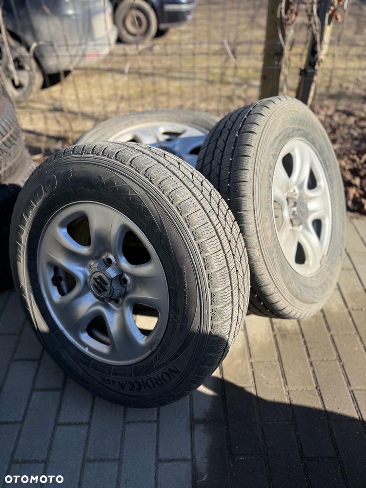 Suzuki Grand Vitara - 24