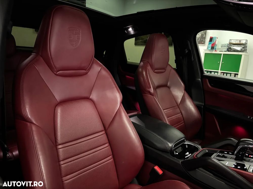 Porsche Cayenne Coupe - 21