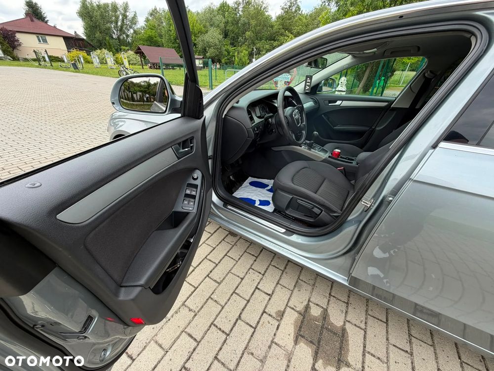 Audi A4 Limousine 2.0 TFSI Limited Edition - 12