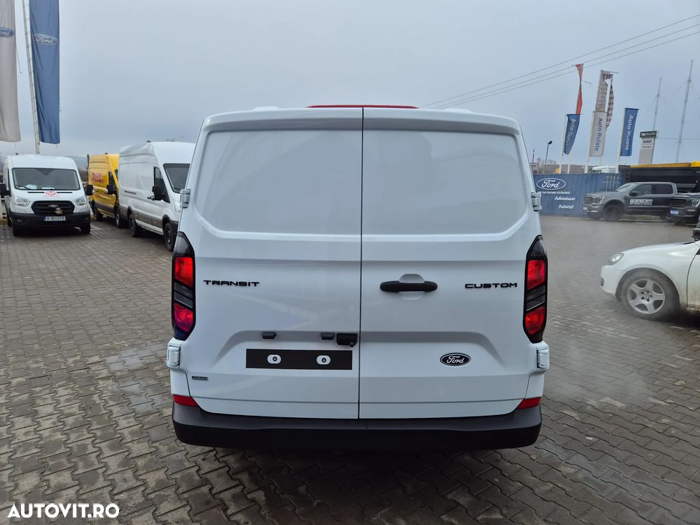Ford Transit Custom - 5