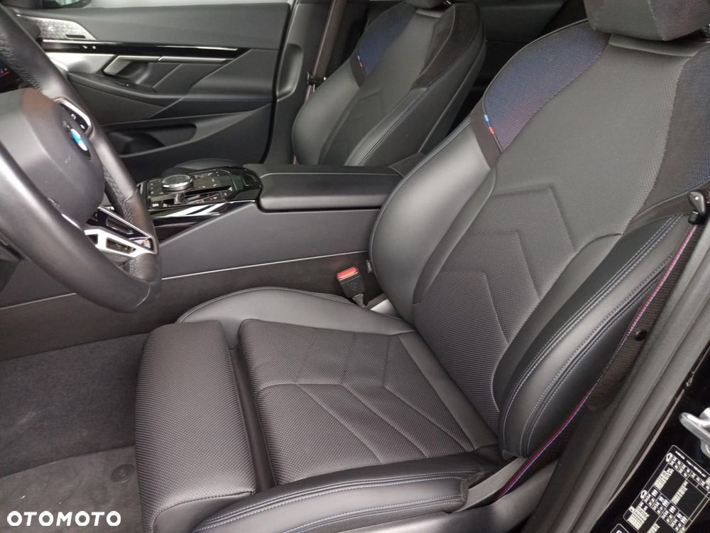 BMW Seria 5 - 11