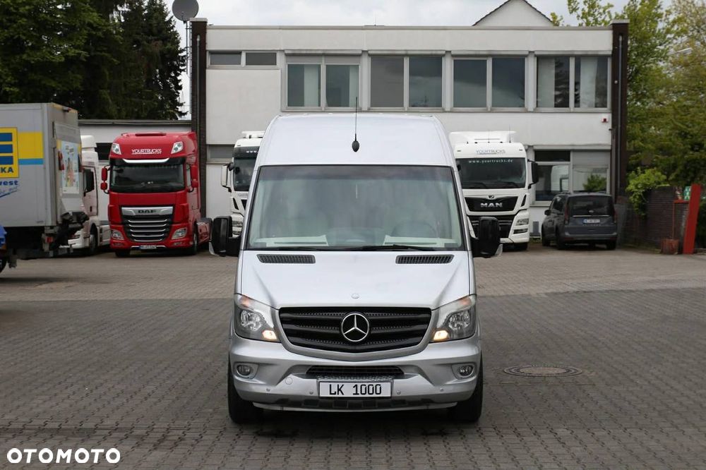 Mercedes-Benz Sprinter - 21