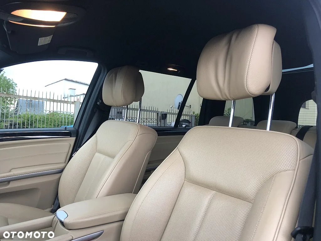 Mercedes-Benz GL 350 CDI BlueEff - 36
