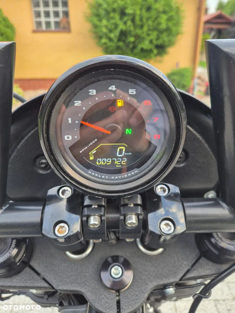 Harley-Davidson Softail Low Rider - 17