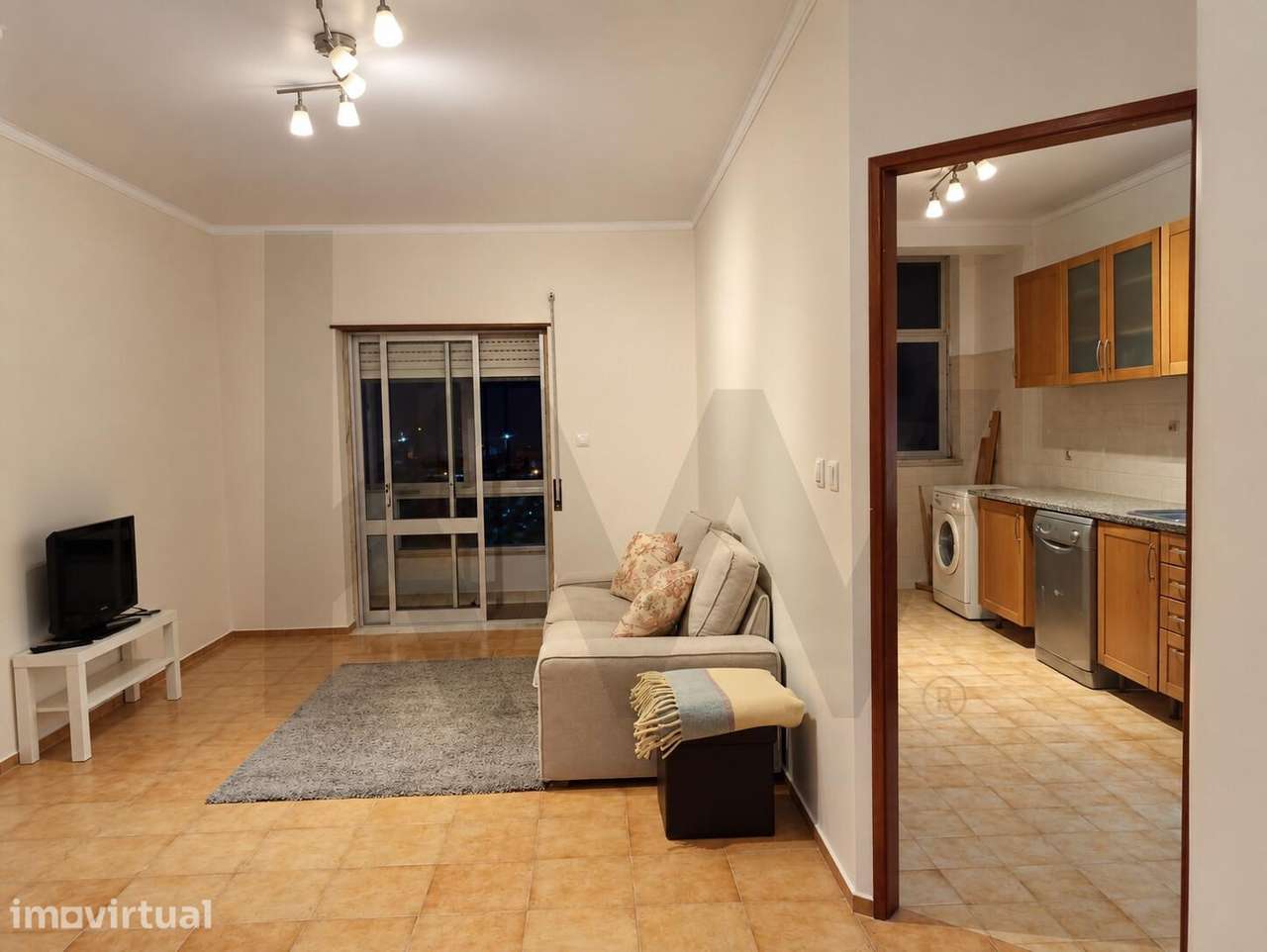 Apartamento T2 com Varanda e Lareira na Marinha Grande - Grande imagem: 4/15