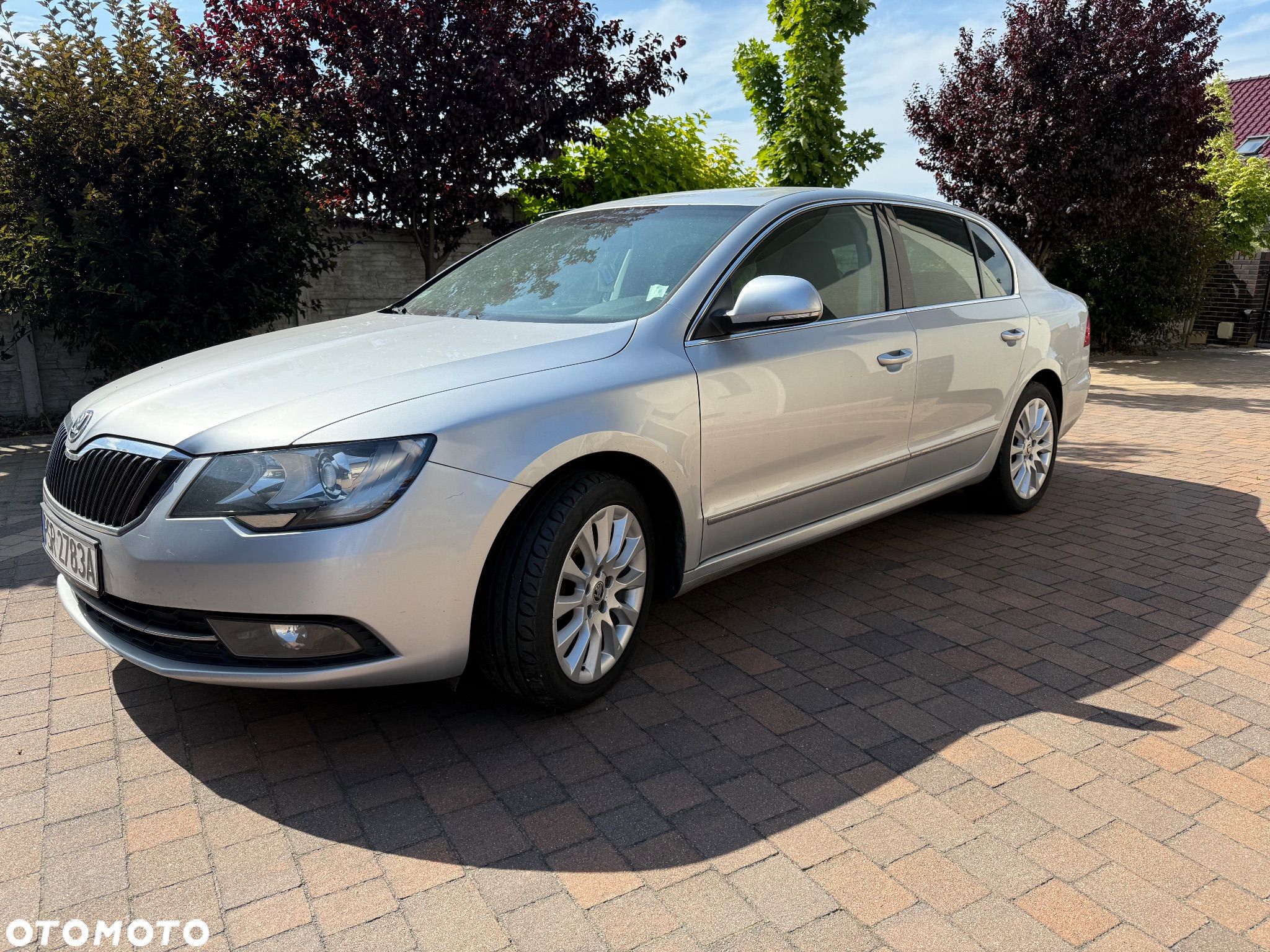 Skoda Superb 2.0 TDI DSG Elegance - 1