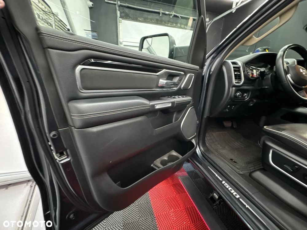 Dodge RAM 5.7 4x4 - 11