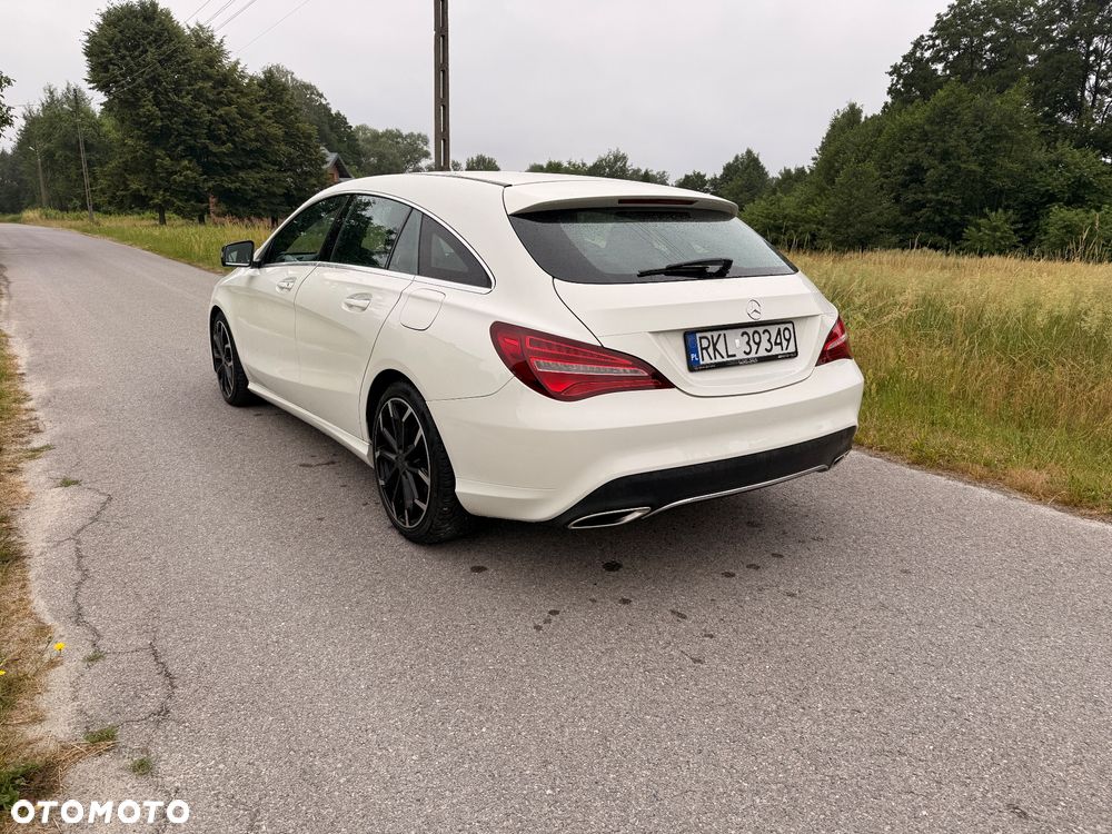 Mercedes-Benz CLA 220 d 7G-DCT - 2