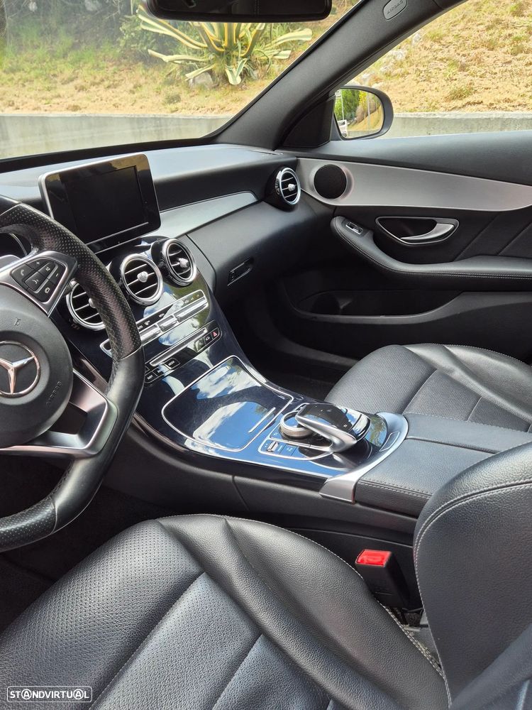 Mercedes-Benz C 300 h AMG Line - 13
