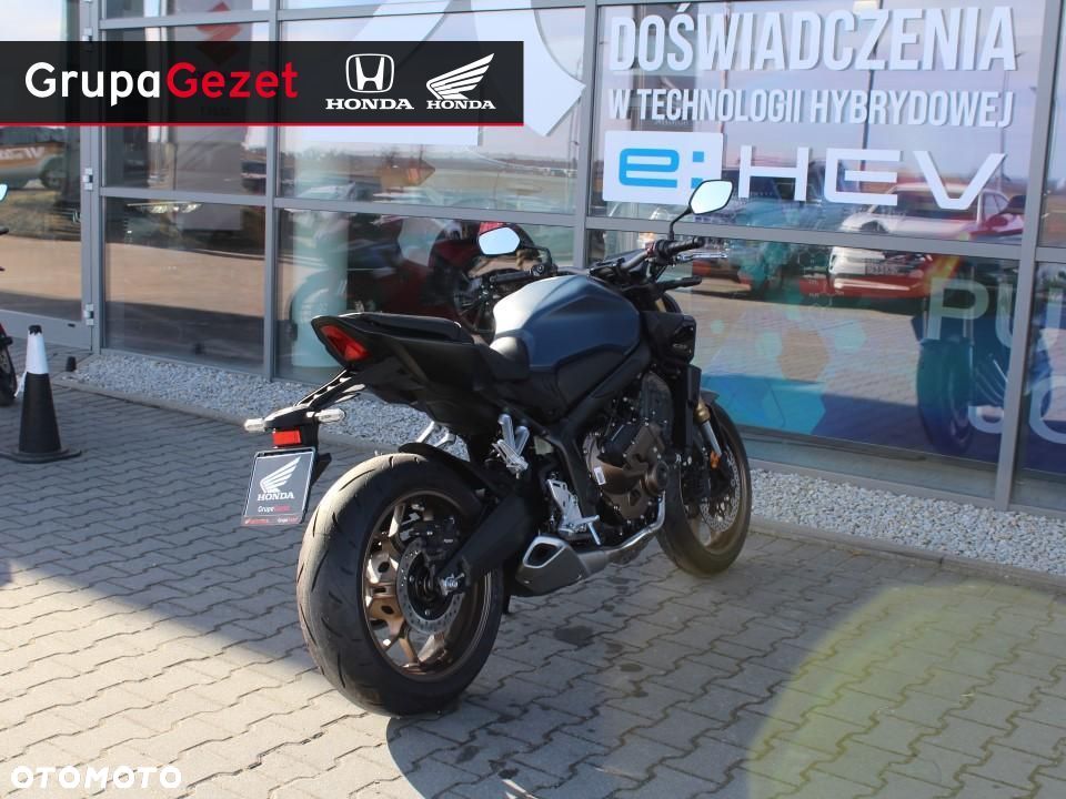 Honda CB - 7