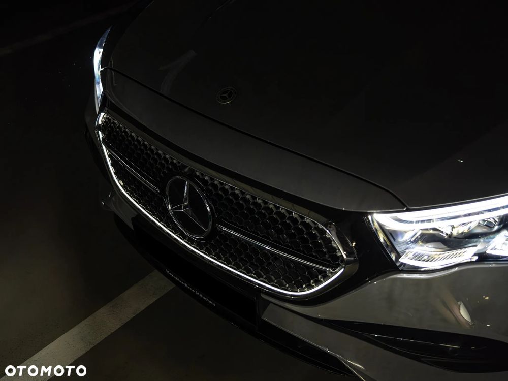 Mercedes-Benz Klasa E 300 de PHEV 4-Matic AMG 9G-Tronic - 40