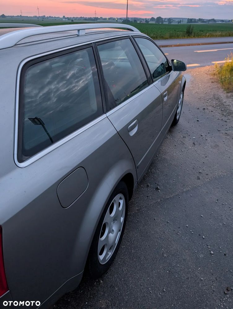 Audi A4 Avant 2 - 8