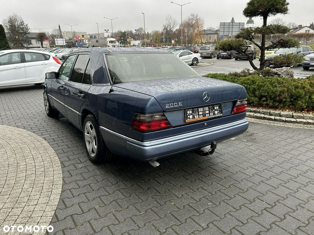 Mercedes-Benz Klasa E 200 Avantgarde - 6