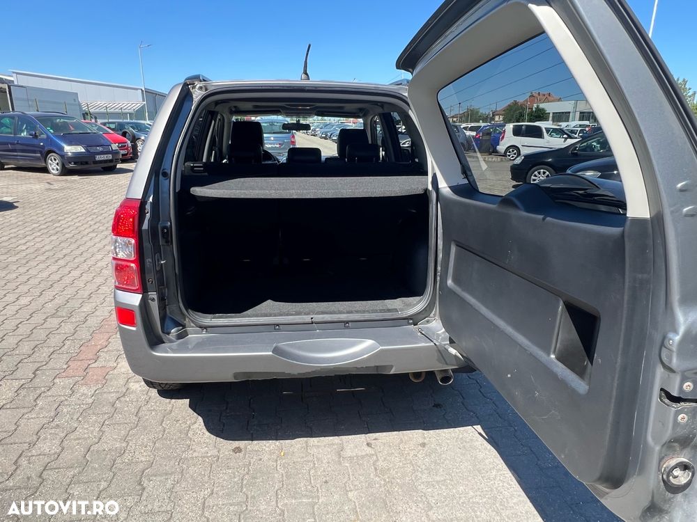 Suzuki Grand Vitara 1.9 DDIS JLX Navi - 9