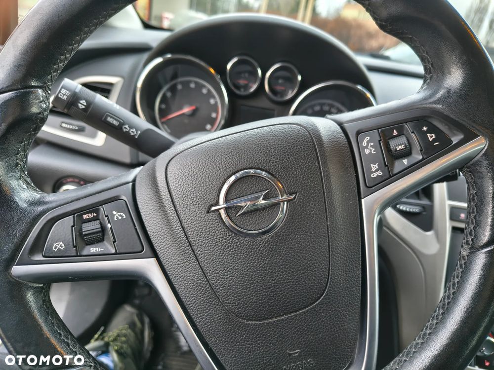 Opel Astra 1.4 Turbo - 9