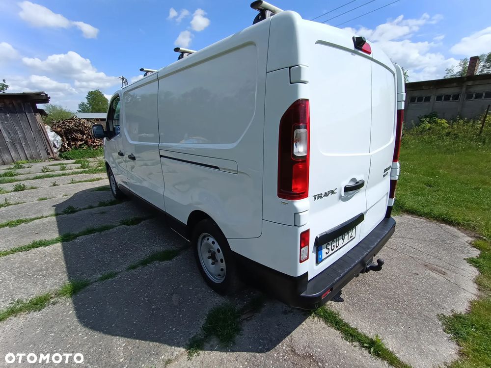 Renault Trafic L2H1 1.6 diesel 125kM 2018rok WEBASTO, CZUJNIKI PARKOWANIA, HAK, BAGAŻNIK DACHOWY, STAN BARDZO DOBRY! - 12
