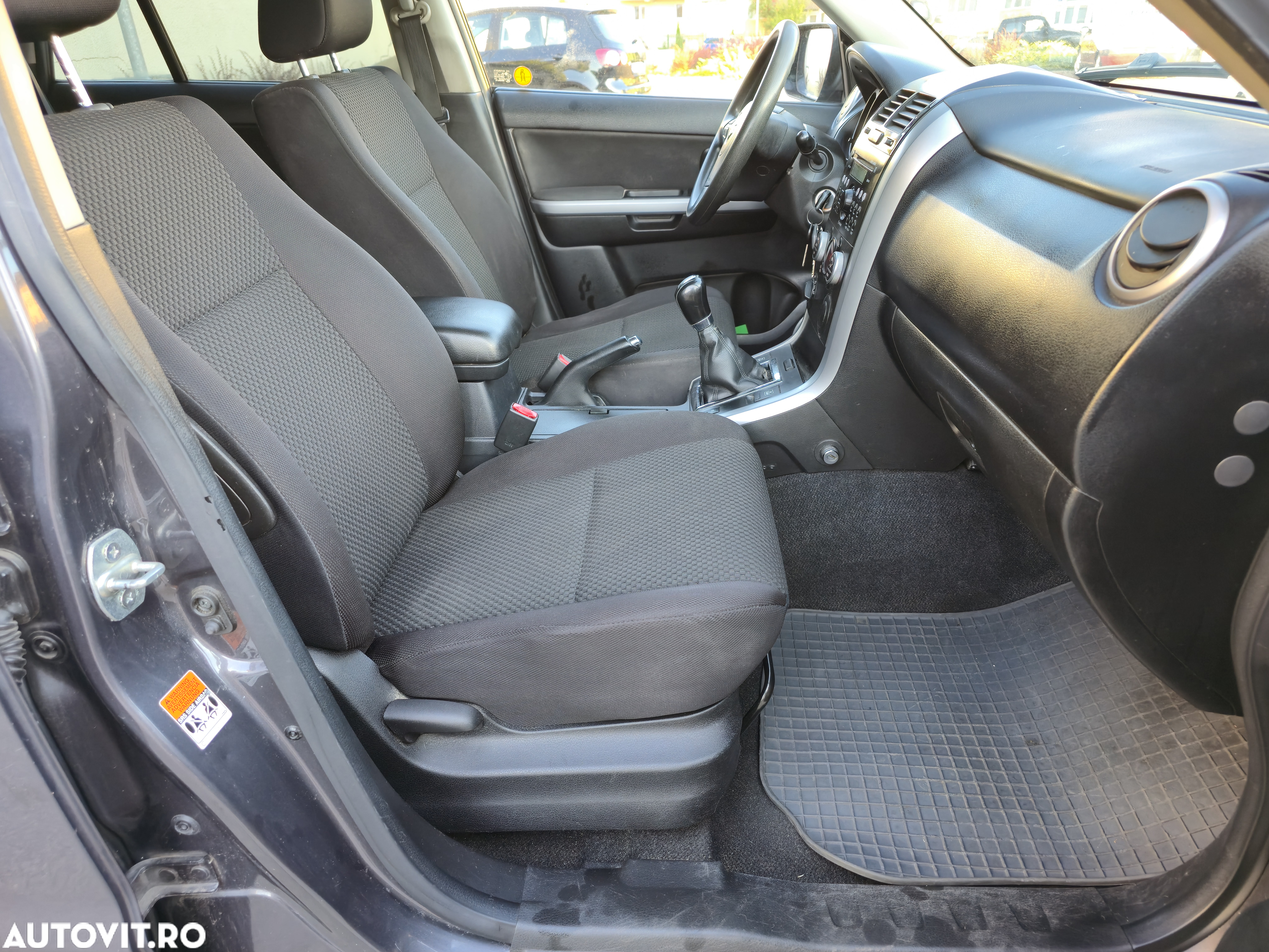 Suzuki Grand Vitara 1.9 DDiS Club - 16
