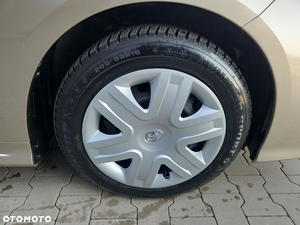 Toyota Corolla - 9