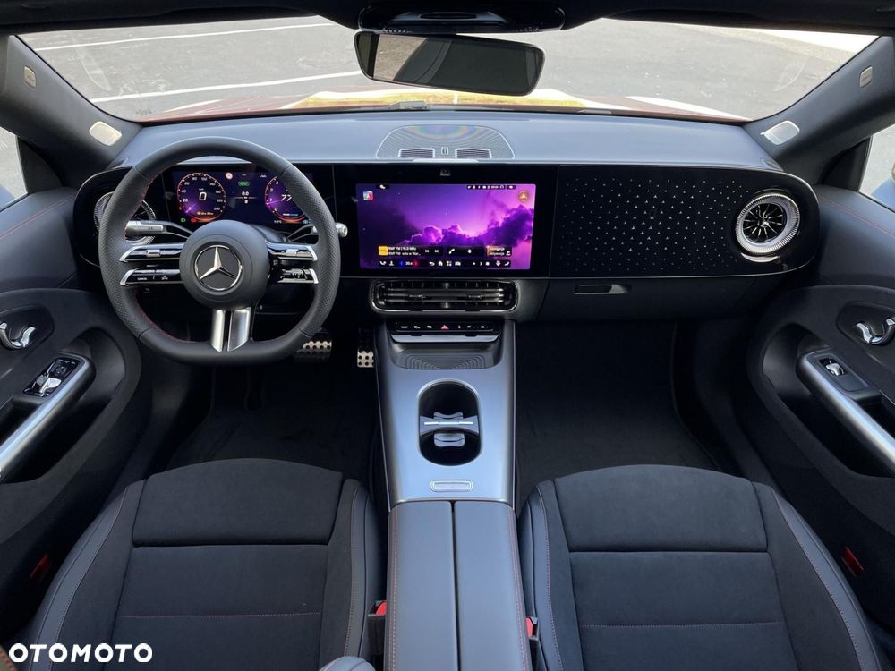Mercedes-Benz CLA - 9