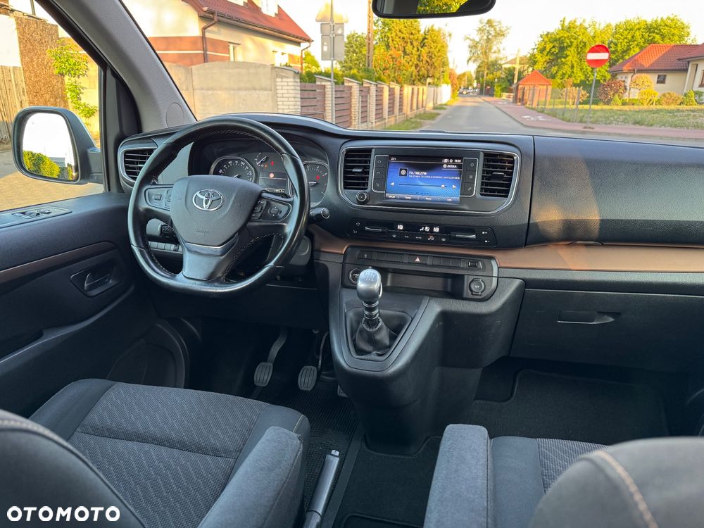 Toyota Proace Verso ver-2-0--l--d--4d-5--si-family-compact - 14