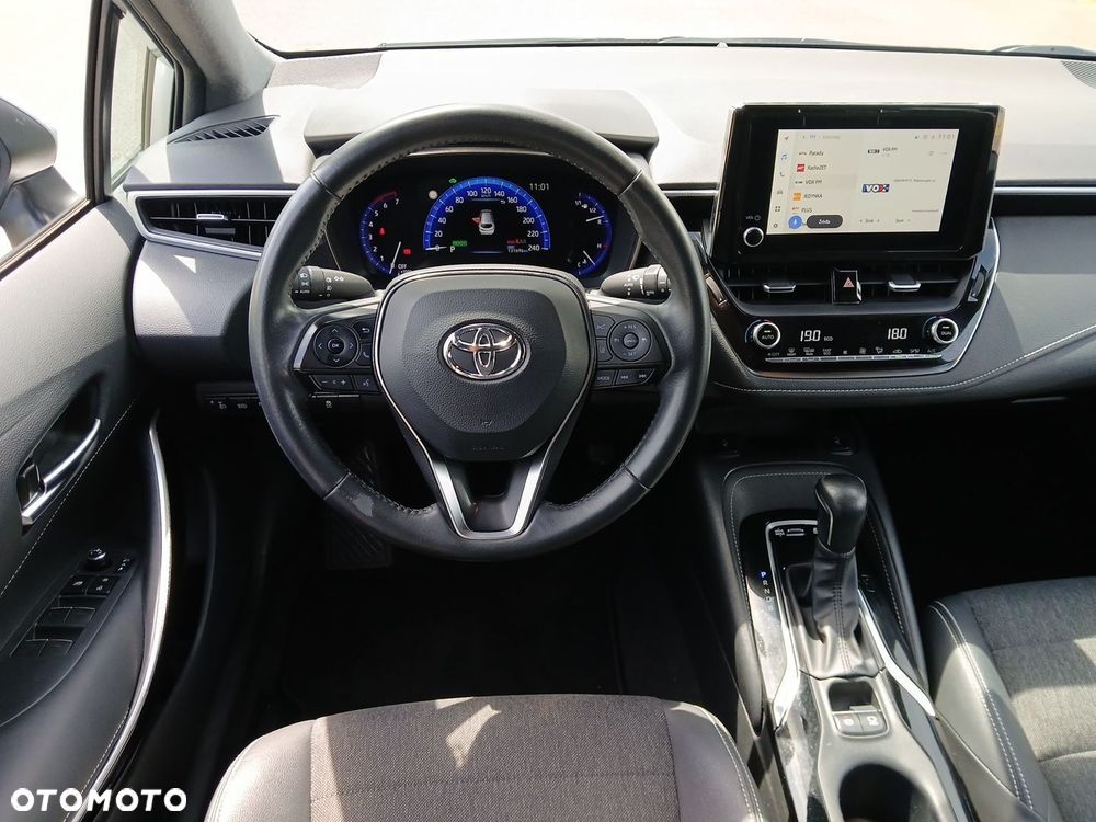 Toyota Corolla 1.8 Hybrid Comfort - 24