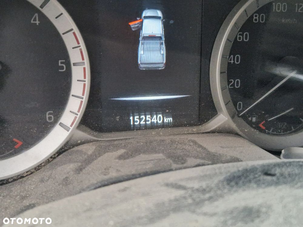 Nissan Navara - 12