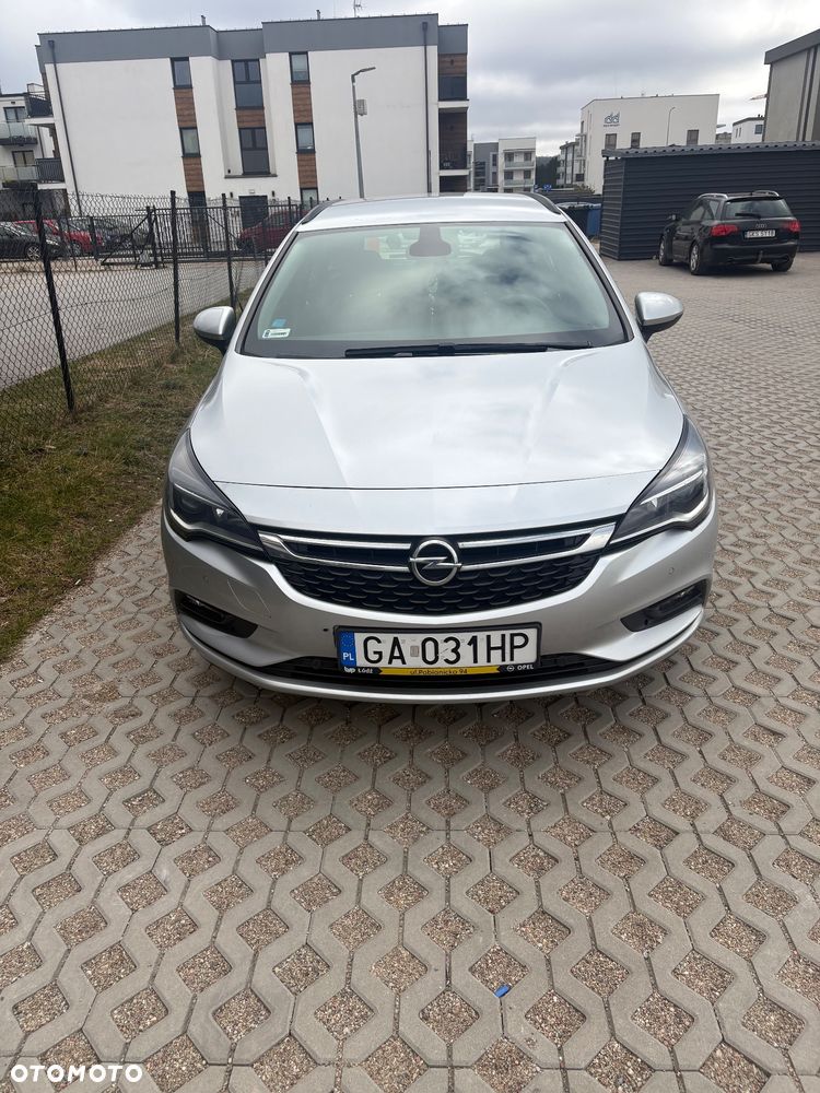 Opel Astra 1.6 CDTI Dynamic - 3