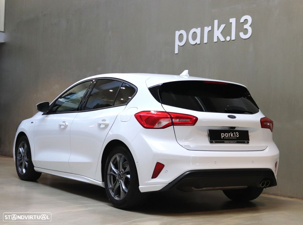 Ford Focus 1.0 EcoBoost ST-Line - 37