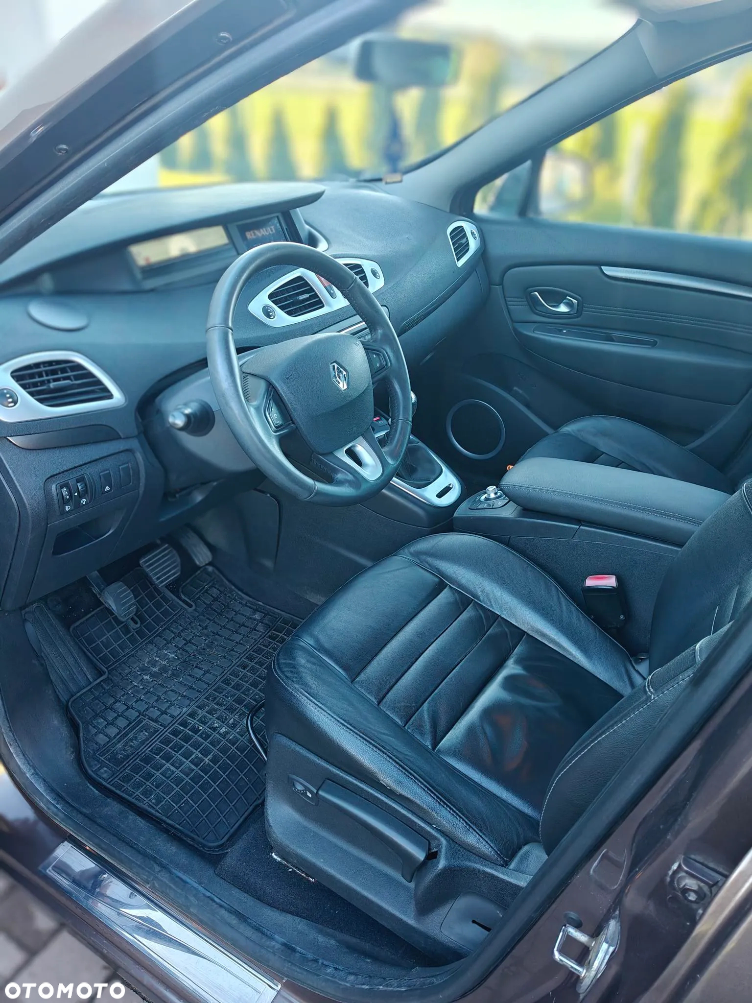 Renault Grand Scenic - 5