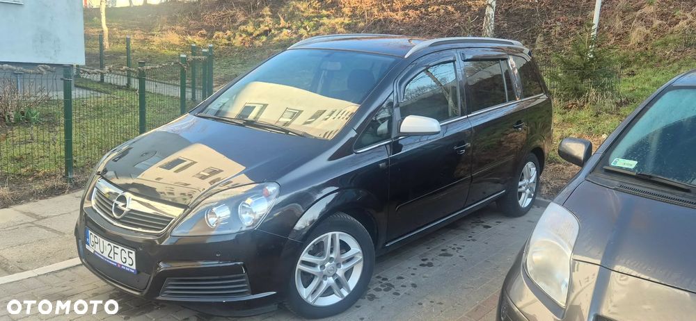 Opel Zafira 1.9 CDTI Cosmo - 1