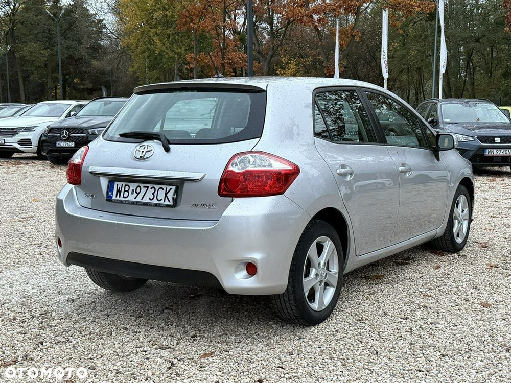 Toyota Auris 1.6 Active - 4