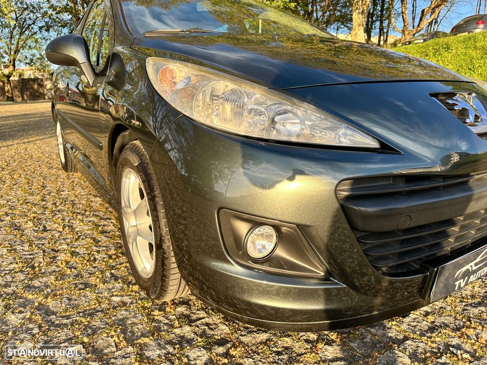 Peugeot 207 1.4 16V Active - 12