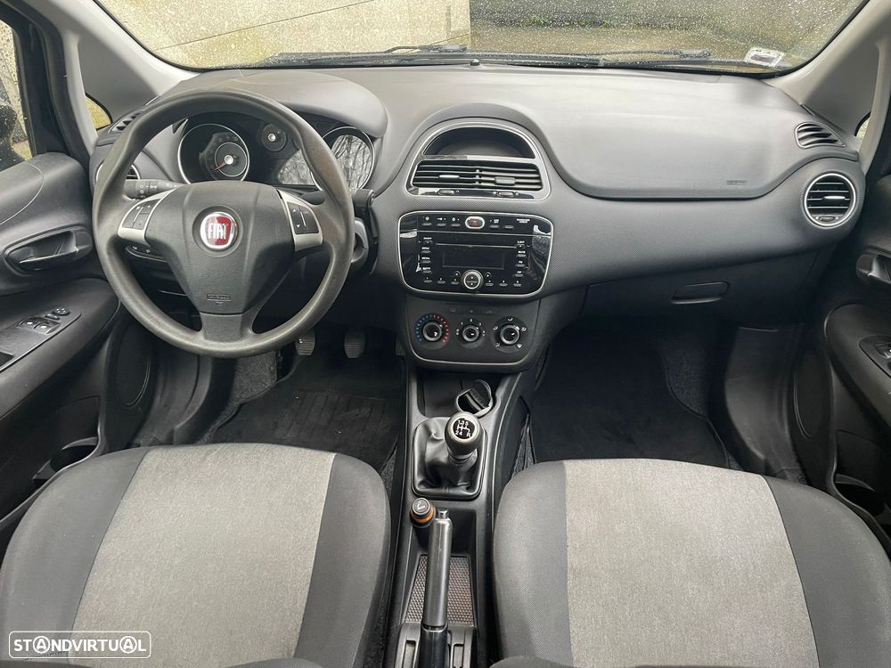 Fiat Grande Punto - 13