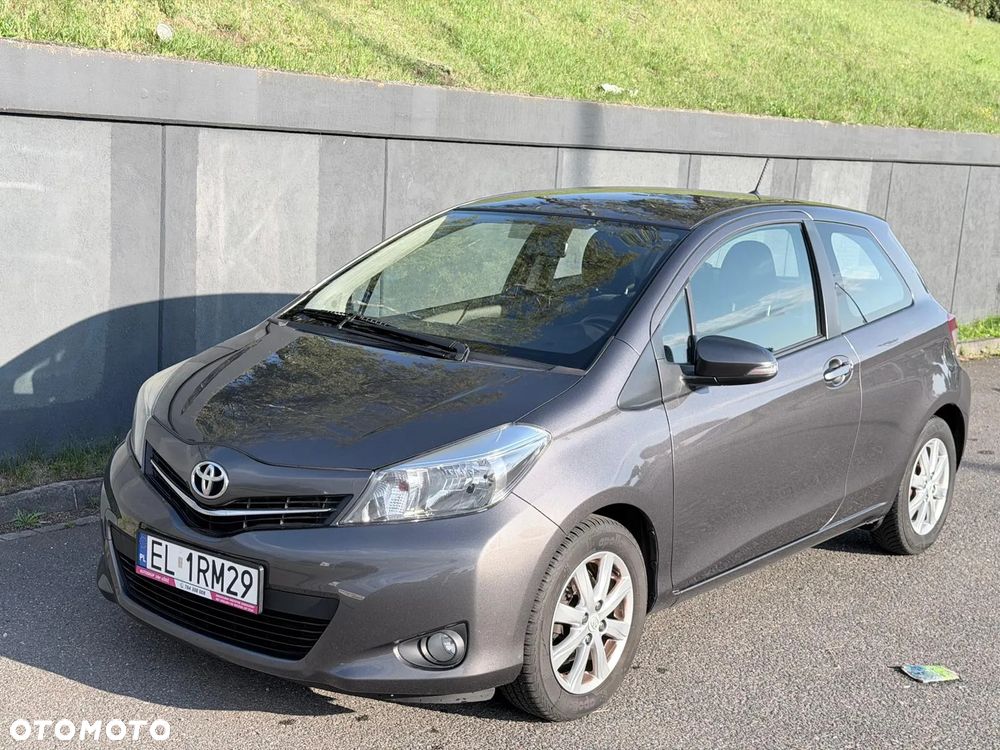 Toyota Yaris 1.33 Premium - 6
