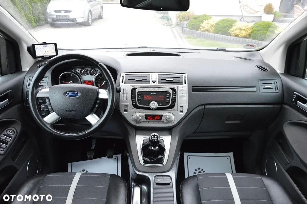 Ford Kuga 2.0 TDCi 4WD Titanium - 12