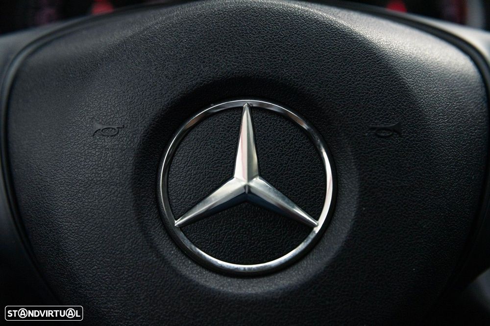 Mercedes-Benz CLA 200 d Shooting Brake Urban Aut. - 29